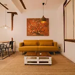 Charming Design Apartment Reina Sofia